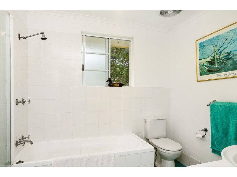 1 Tasha Close, Ewingsdale NSW 2481