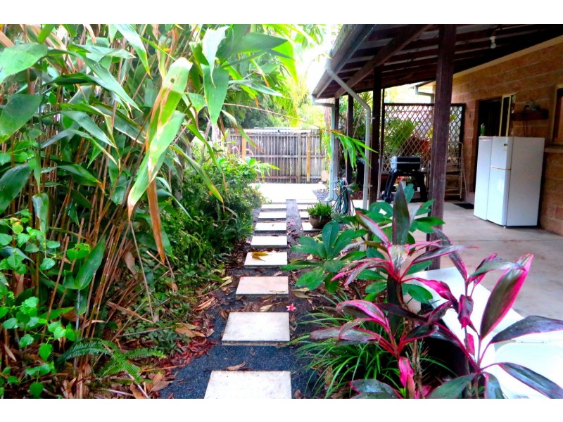 2/4 Julian Rocks Drive, Byron Bay NSW 2481
