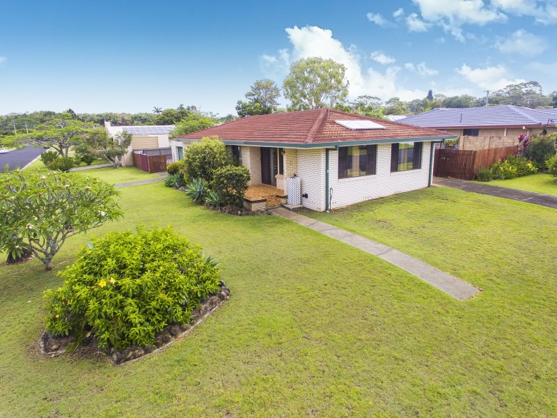 2 Wyuna Crescent, East Ballina NSW 2478