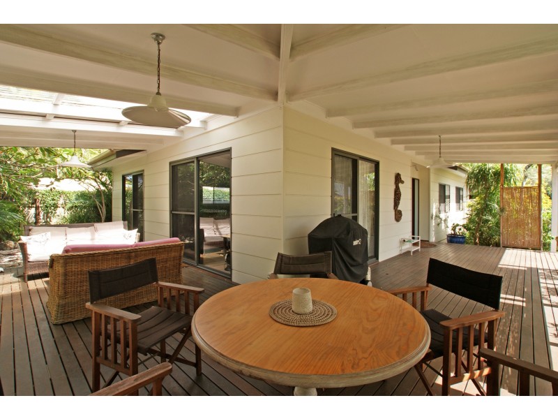 64 Brandon Street, Suffolk Park NSW 2481