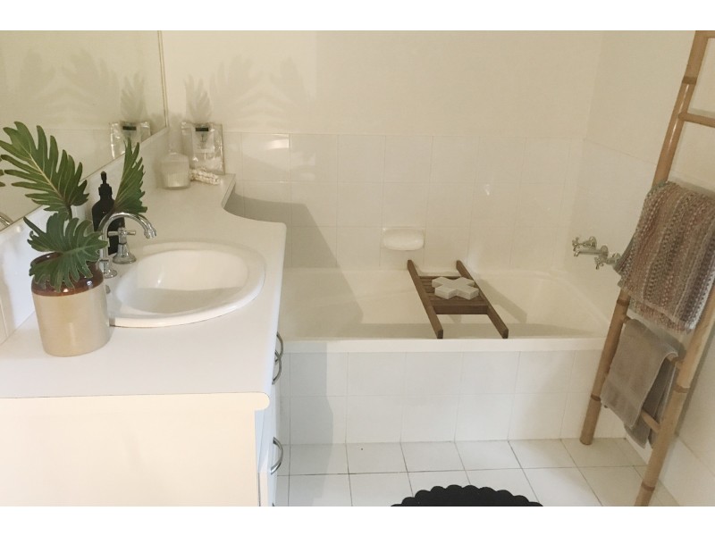 2/19 Oceanside Place, Suffolk Park NSW 2481