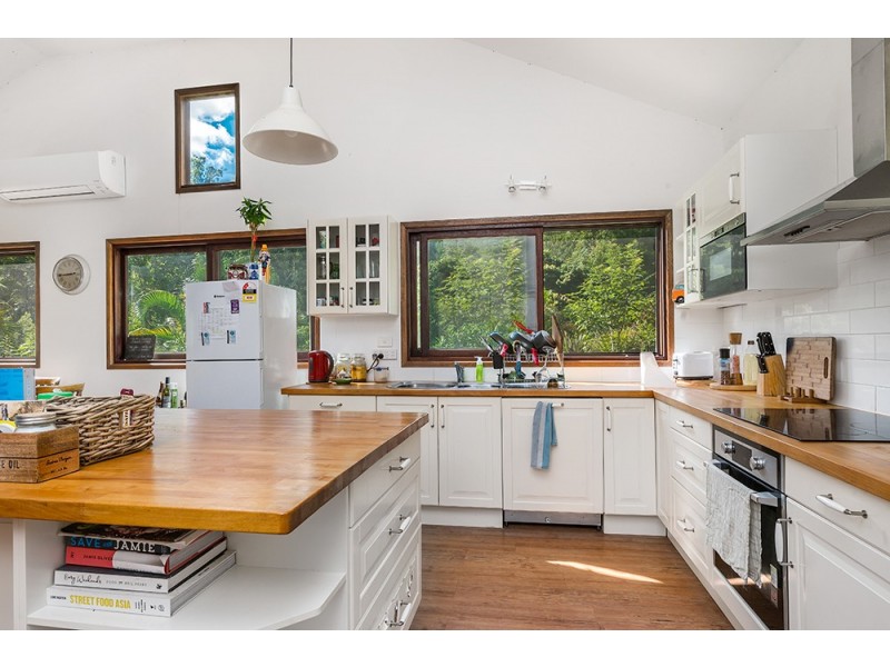 1 Jones Lane, Middle Pocket NSW 2483