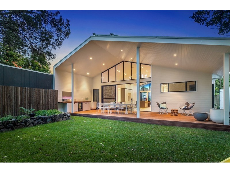 13 Kalemajere Drive, Suffolk Park NSW 2481