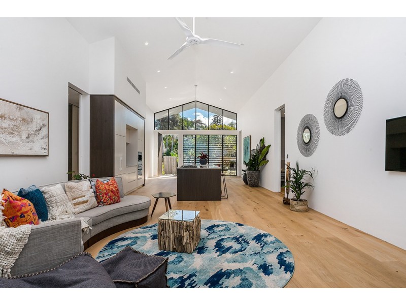 13 Kalemajere Drive, Suffolk Park NSW 2481