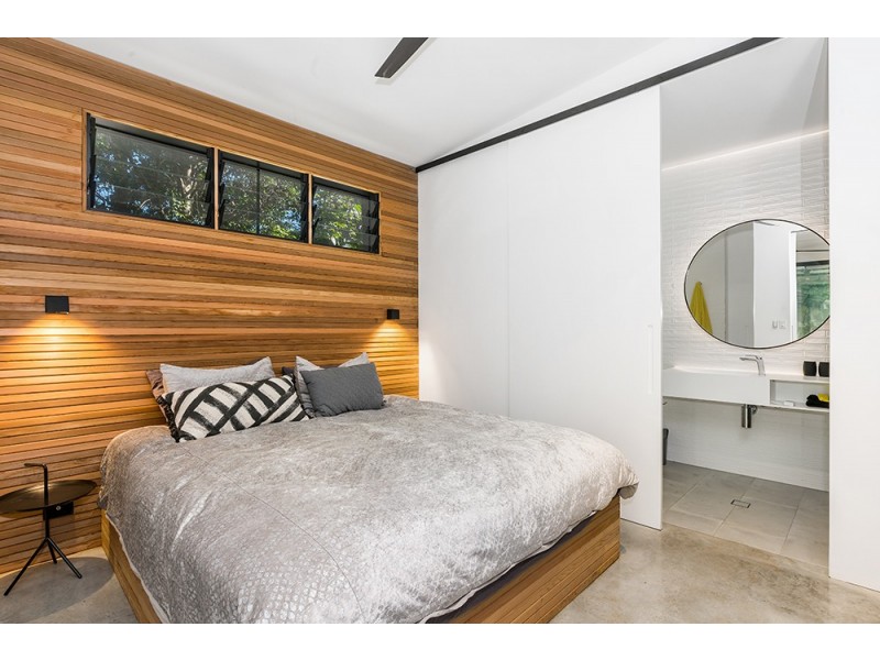 13 Kalemajere Drive, Suffolk Park NSW 2481