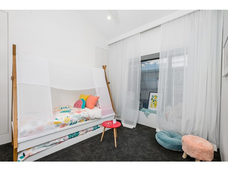 13 Kalemajere Drive, Suffolk Park NSW 2481