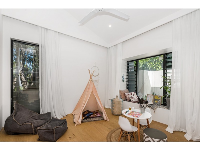 13 Kalemajere Drive, Suffolk Park NSW 2481