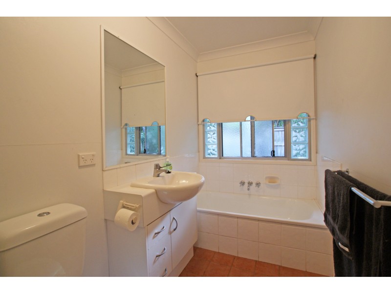 4B Firewheel Place, Suffolk Park NSW 2481