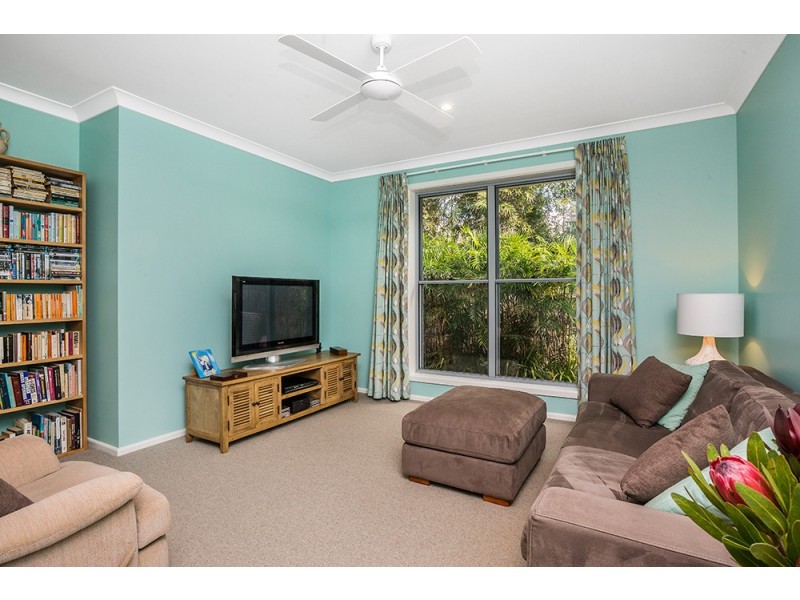 5 Beachside Drive, Suffolk Park NSW 2481