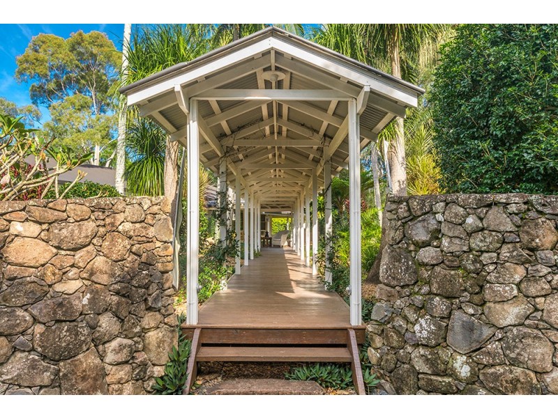 15 Plantation Drive, Ewingsdale NSW 2481