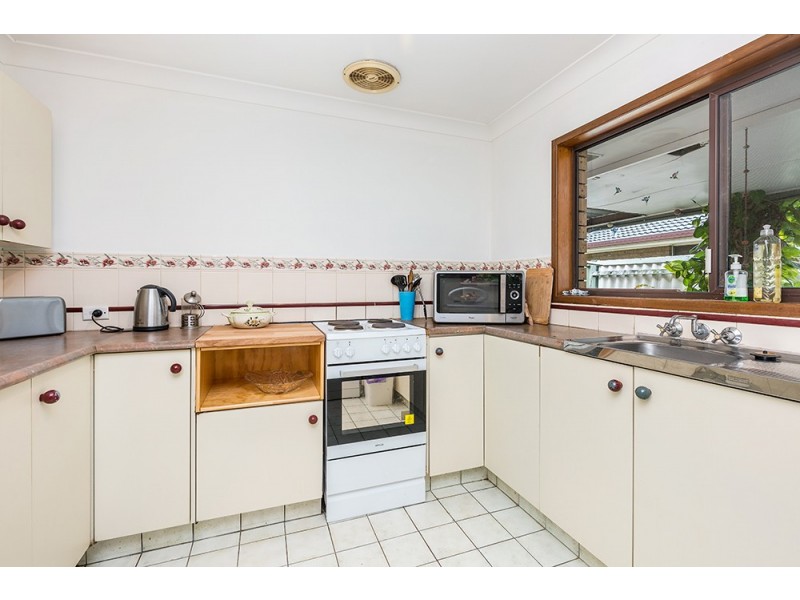 45 Narooma Drive, Ocean Shores NSW 2483