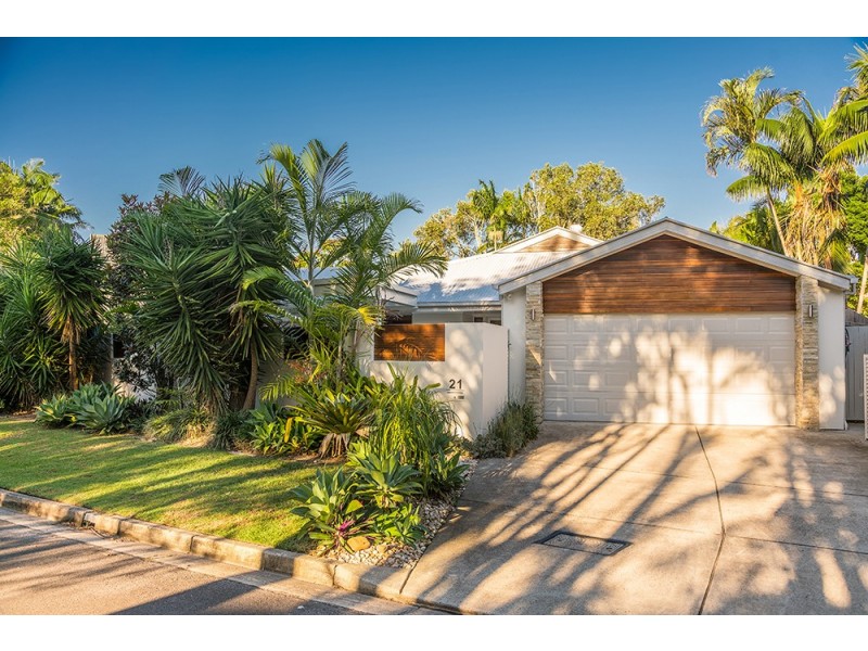 21 Kalemajere Drive, Suffolk Park NSW 2481