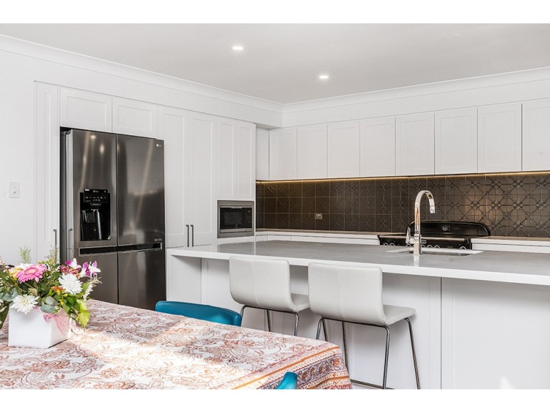 21 Kalemajere Drive, Suffolk Park NSW 2481