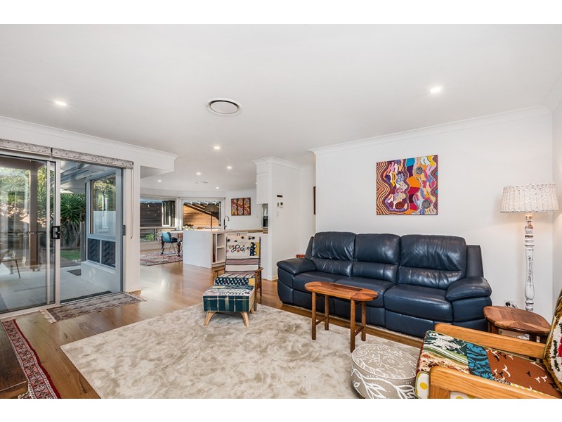 21 Kalemajere Drive, Suffolk Park NSW 2481