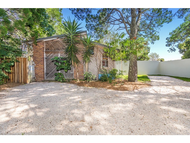 2E Kalemajere Drive, Suffolk Park NSW 2481