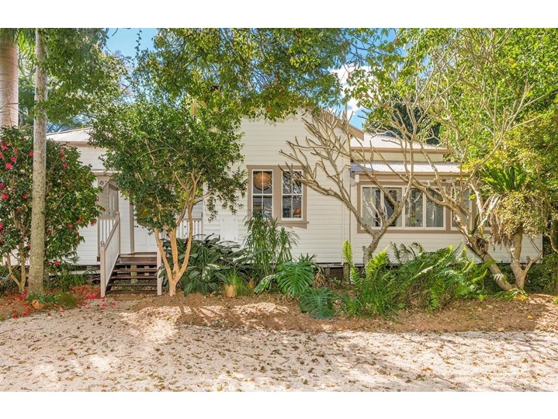 14 Rifle Range Road, Bangalow NSW 2479