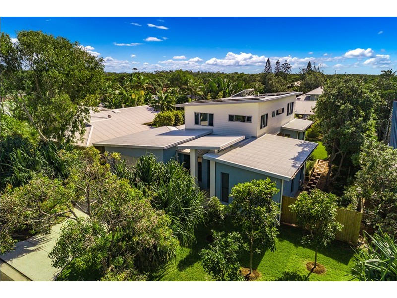 5 Beachside Drive, Suffolk Park NSW 2481