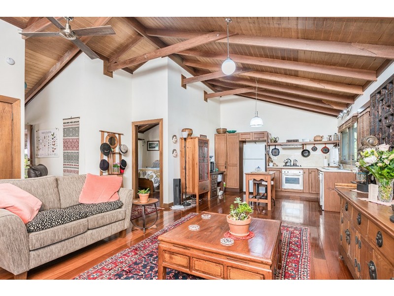 21 Aloota Crescent, Ocean Shores NSW 2483