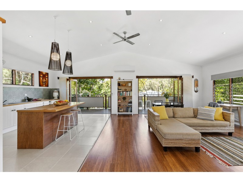 6 Pepperbush Street, Suffolk Park NSW 2481