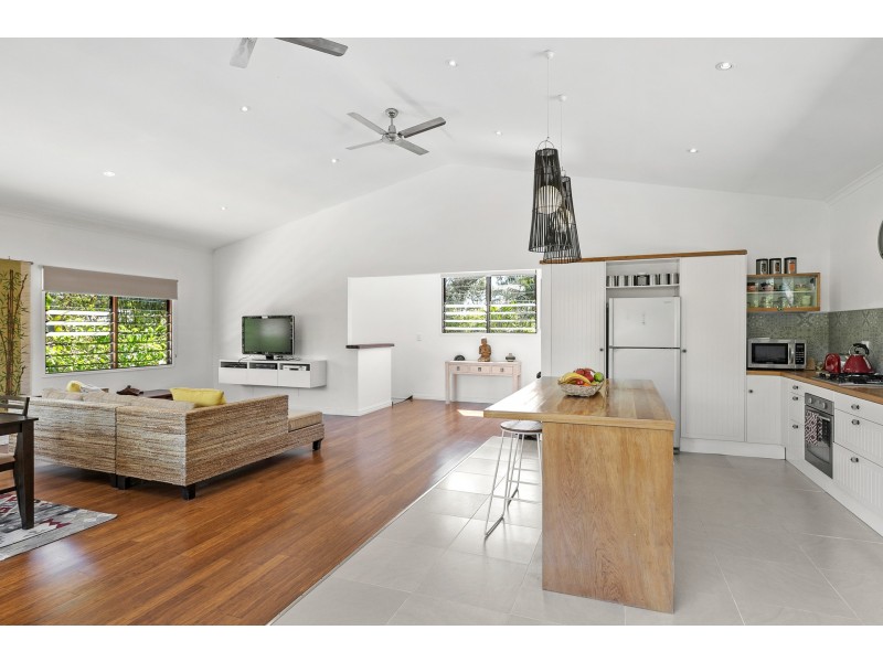 6 Pepperbush Street, Suffolk Park NSW 2481