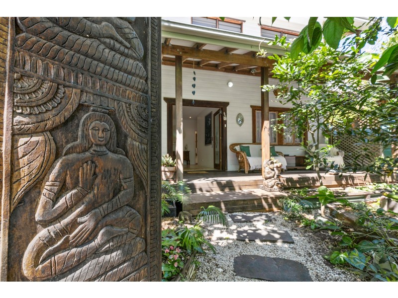 6 Pepperbush Street, Suffolk Park NSW 2481