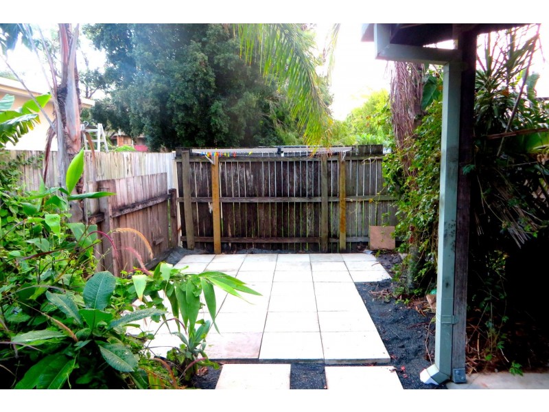 2/4 Julian Rocks Drive, Byron Bay NSW 2481