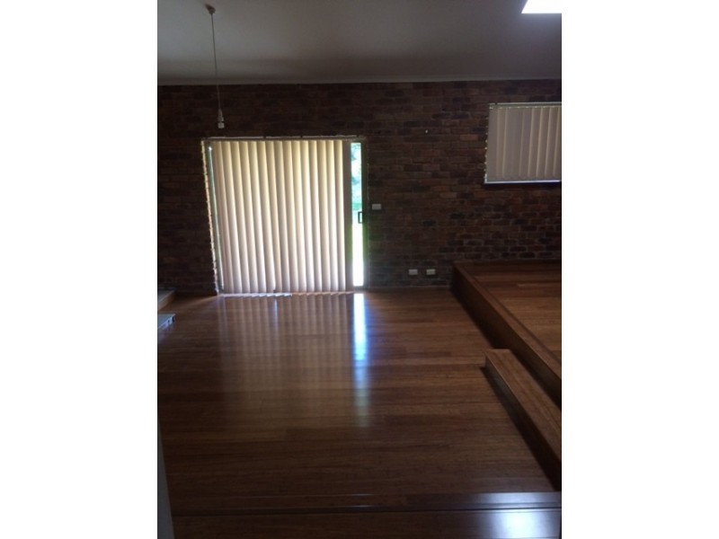 18 Gilba Avenue, Ocean Shores NSW 2483