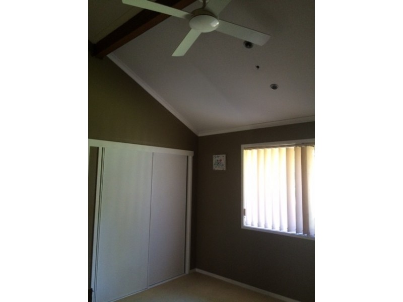 18 Gilba Avenue, Ocean Shores NSW 2483