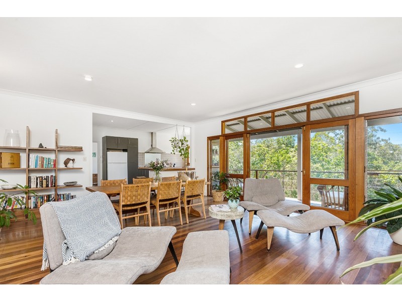 12 Taylors Lake Road, Broken Head NSW 2481