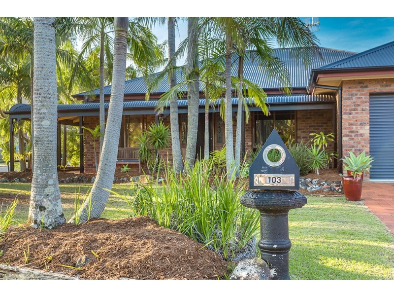 103 Beech Drive, Suffolk Park NSW 2481