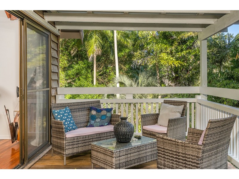 8 Bian Court, Ocean Shores NSW 2483