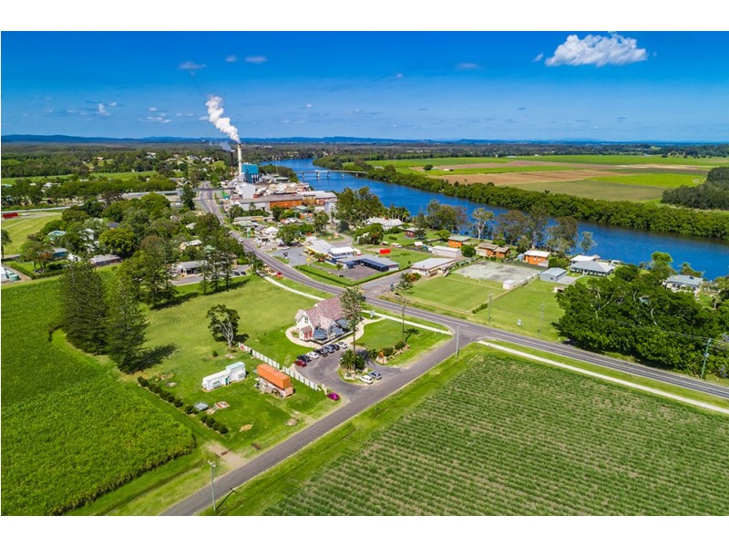 194 Pacific Highway, Broadwater NSW 2472