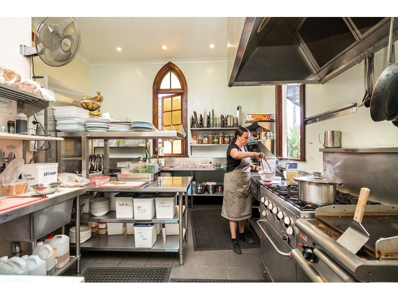 194 Pacific Highway, Broadwater NSW 2472