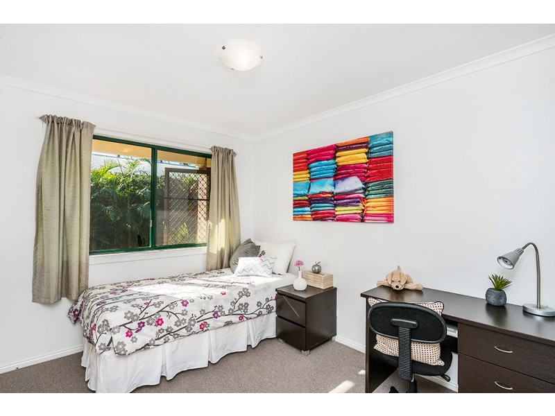 30 Bottlebrush Crescent, Suffolk Park NSW 2481