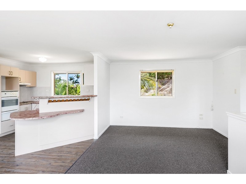 25 Tongarra Drive, Ocean Shores NSW 2483