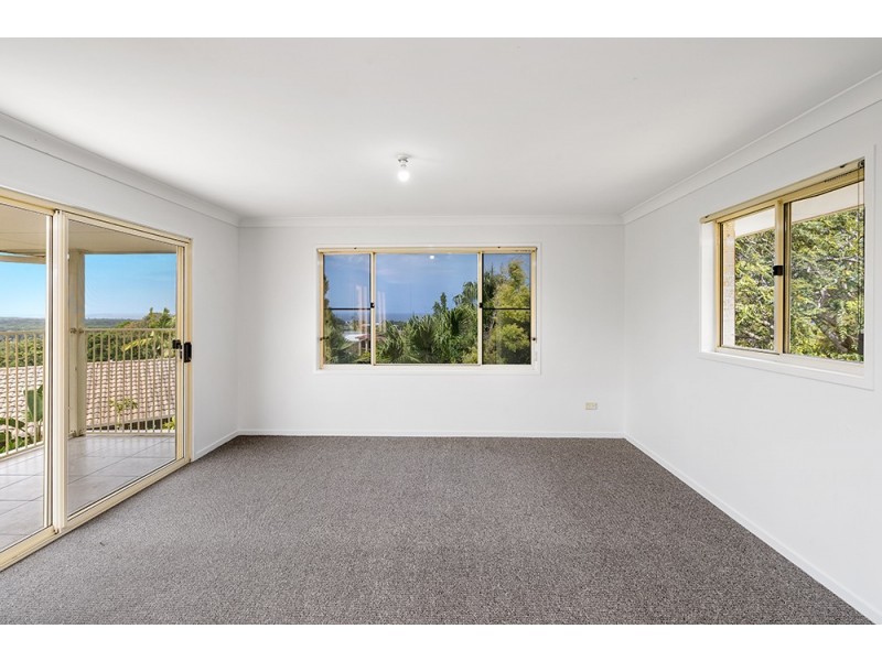 25 Tongarra Drive, Ocean Shores NSW 2483