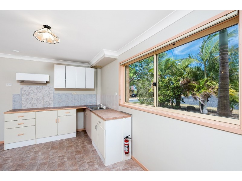 25 Tongarra Drive, Ocean Shores NSW 2483