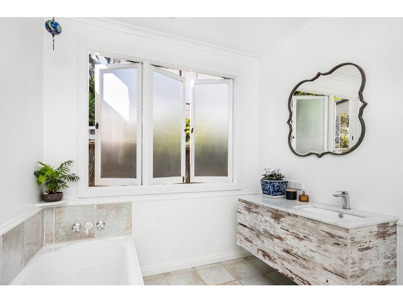 11 Browning Street, Byron Bay NSW 2481