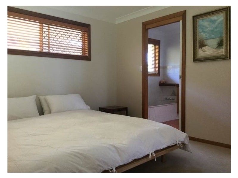 14 Yallakool Drive, Ocean Shores NSW 2483