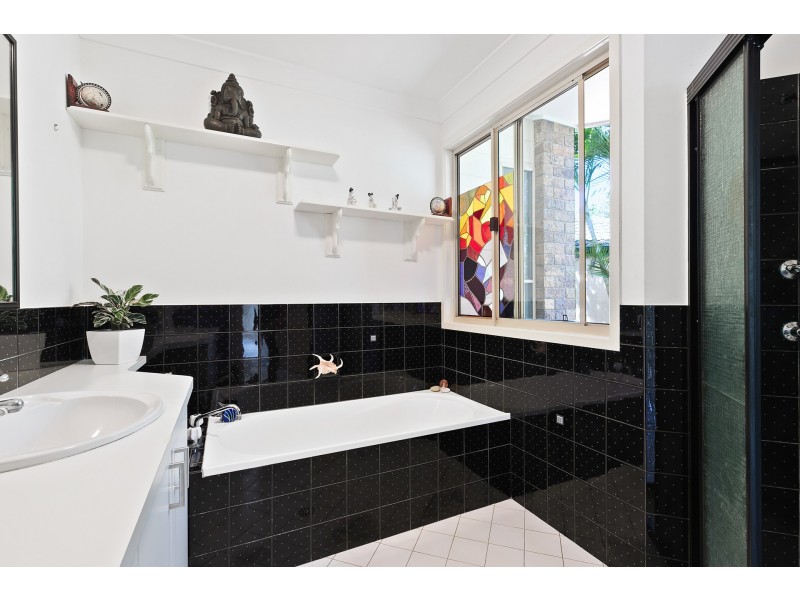 19 Pepperbush Street, Suffolk Park NSW 2481