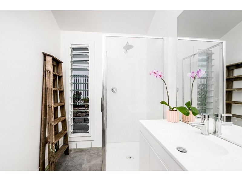 4 Oodgeroo Gardens, Byron Bay NSW 2481