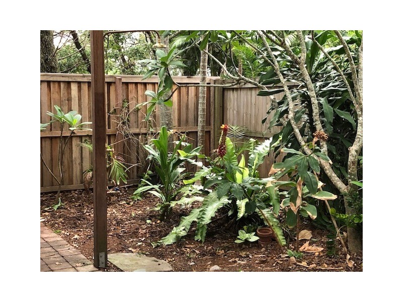 2E Kalemajere Drive, Suffolk Park NSW 2481