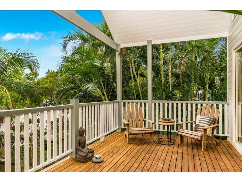 15 Bottlebrush Crescent, Suffolk Park NSW 2481