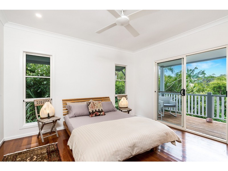 15 Bottlebrush Crescent, Suffolk Park NSW 2481