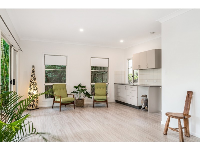 15 Bottlebrush Crescent, Suffolk Park NSW 2481