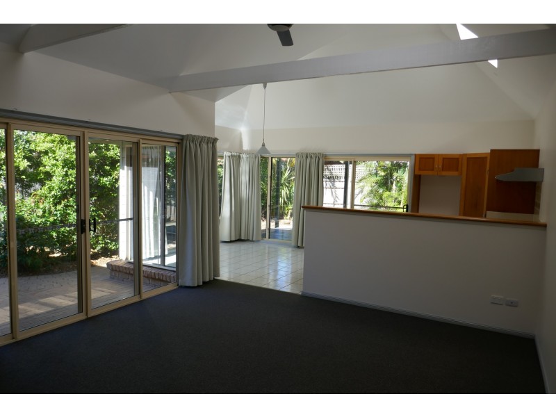 2/30 Carlyle Street, Byron Bay NSW 2481