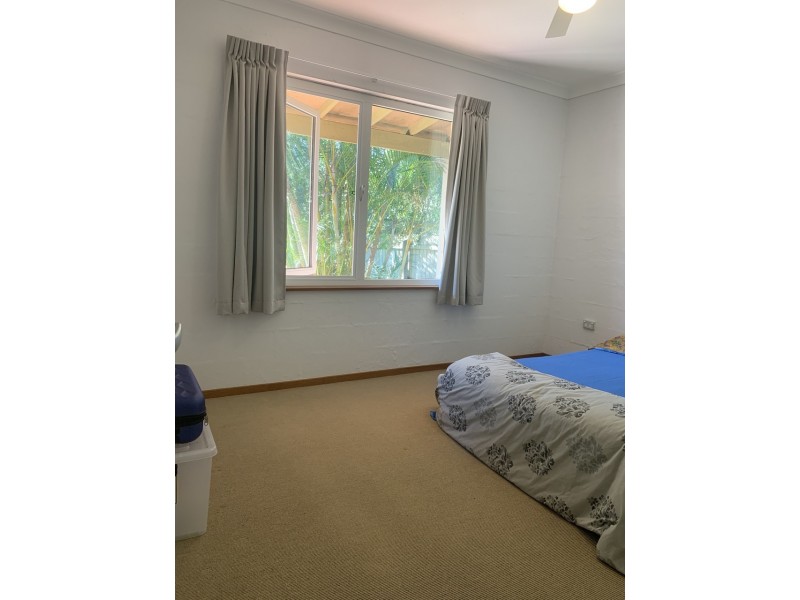 2 Beachside Drive, Suffolk Park NSW 2481
