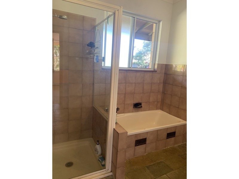 2 Beachside Drive, Suffolk Park NSW 2481