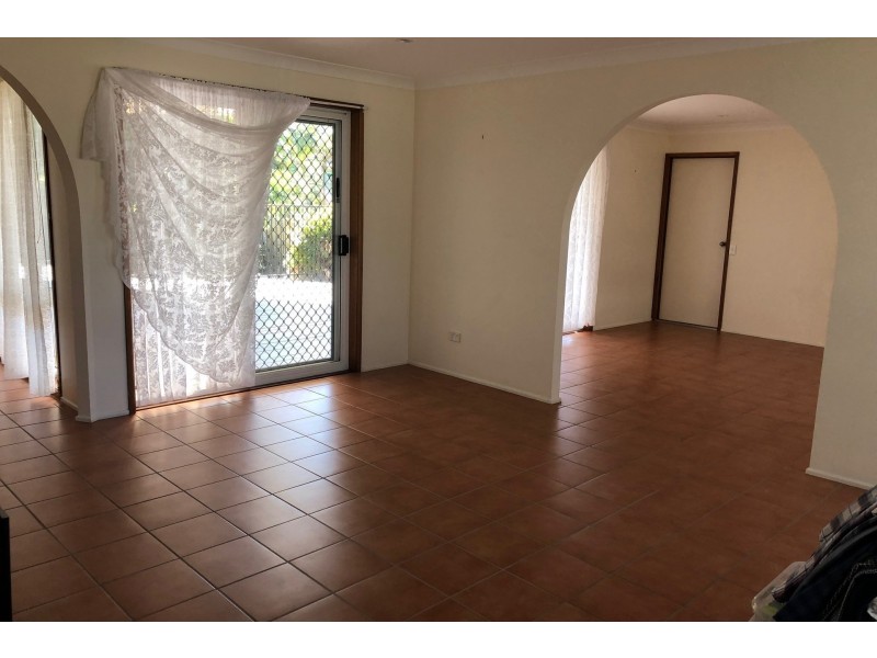 22 Yalla Kool Drive, Ocean Shores NSW 2483