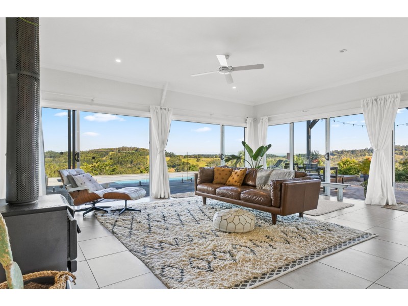 154 Waltons Road, Federal NSW 2480